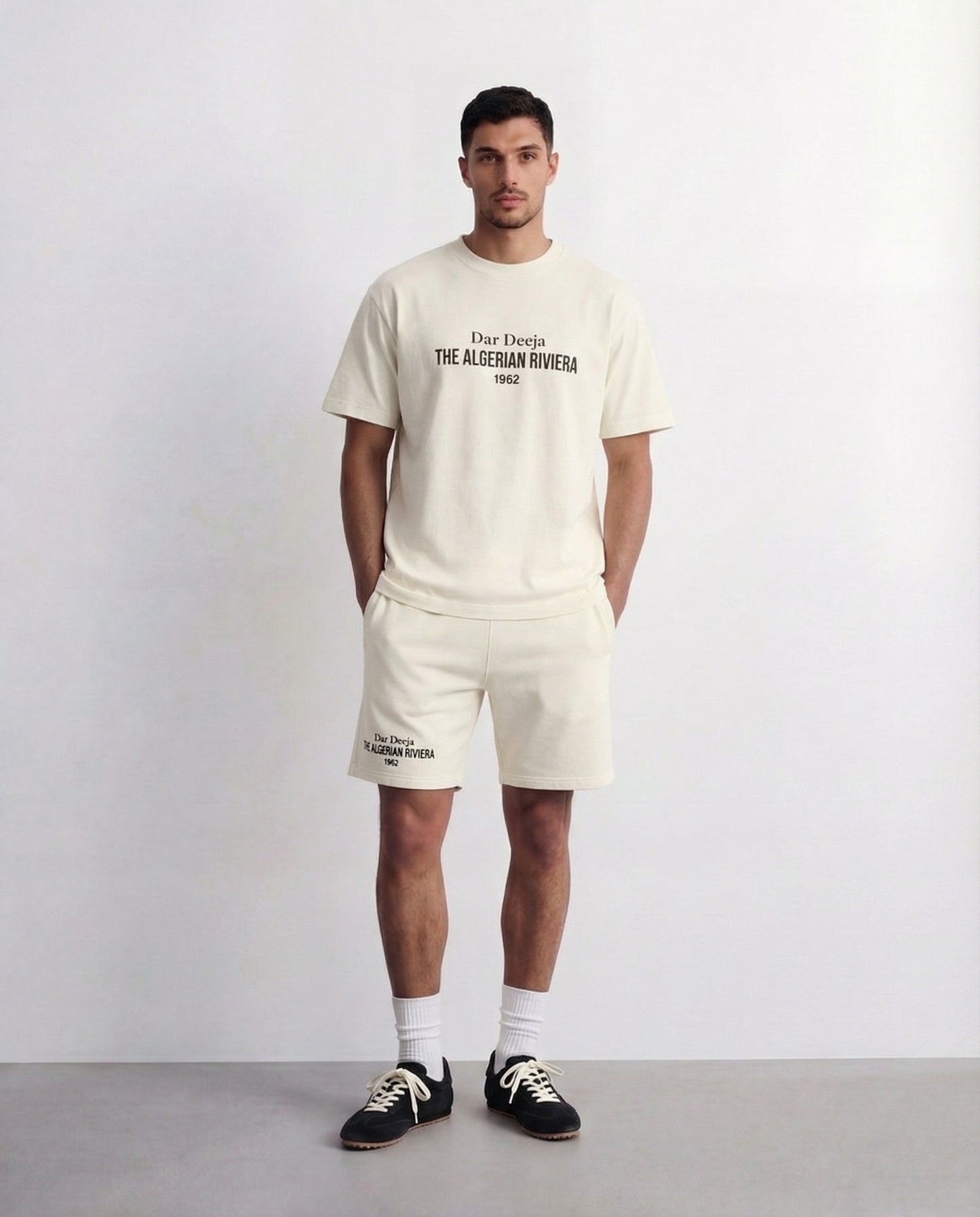 Short Oversize Off-White — The Algerian Riviera 1962 | Dar Deeja