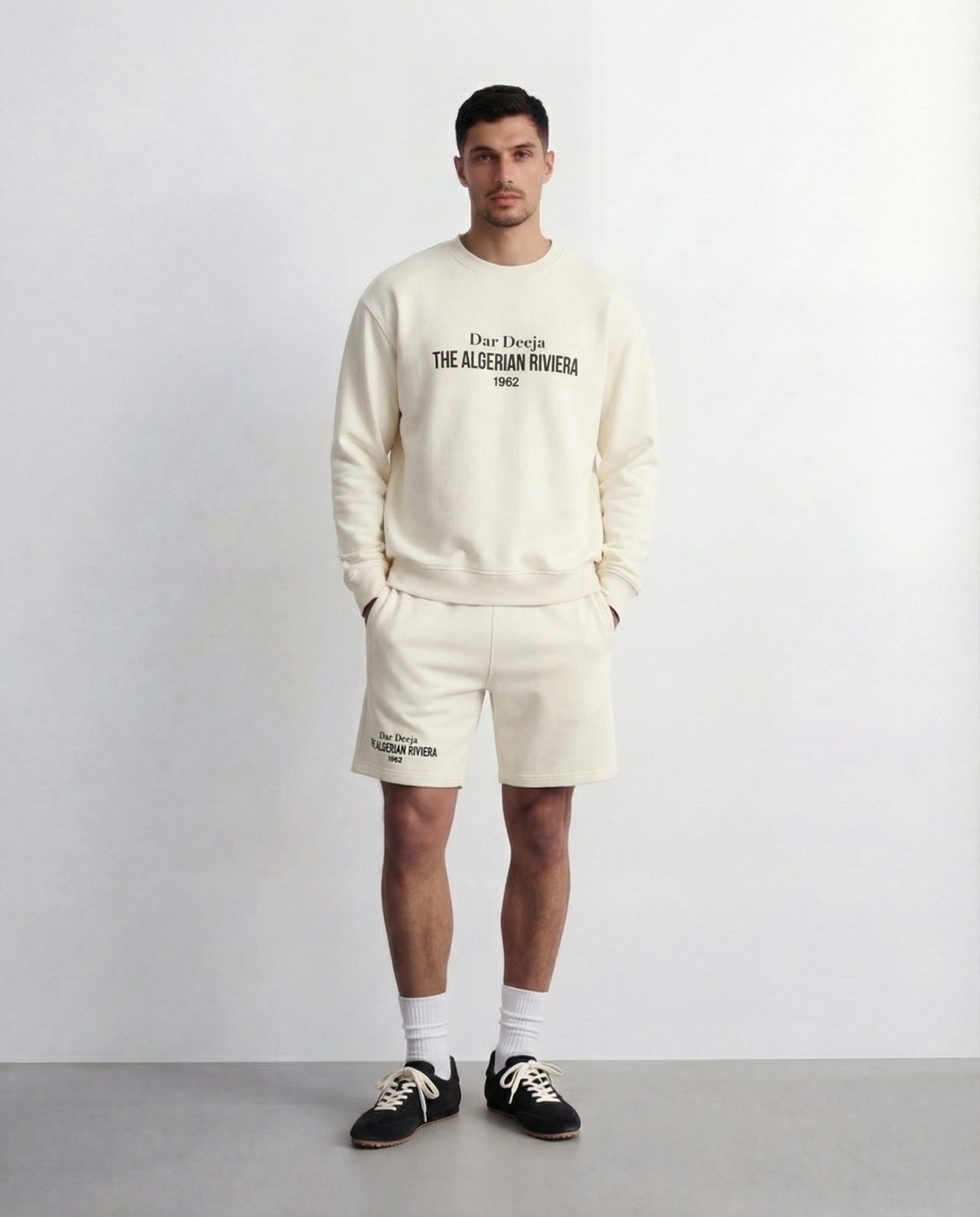 Crewneck Oversize Off-White — The Algerian Riviera 1962 | Dar Deeja